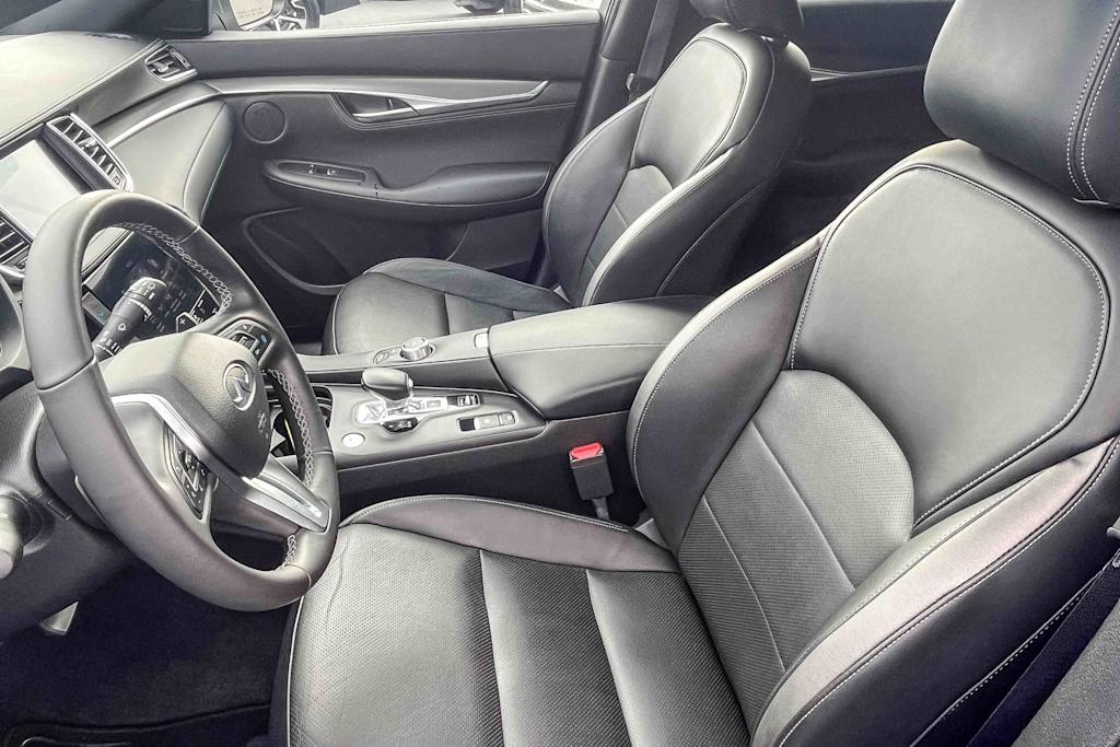 Thumbnail: 2023 INFINITI QX55 - 11