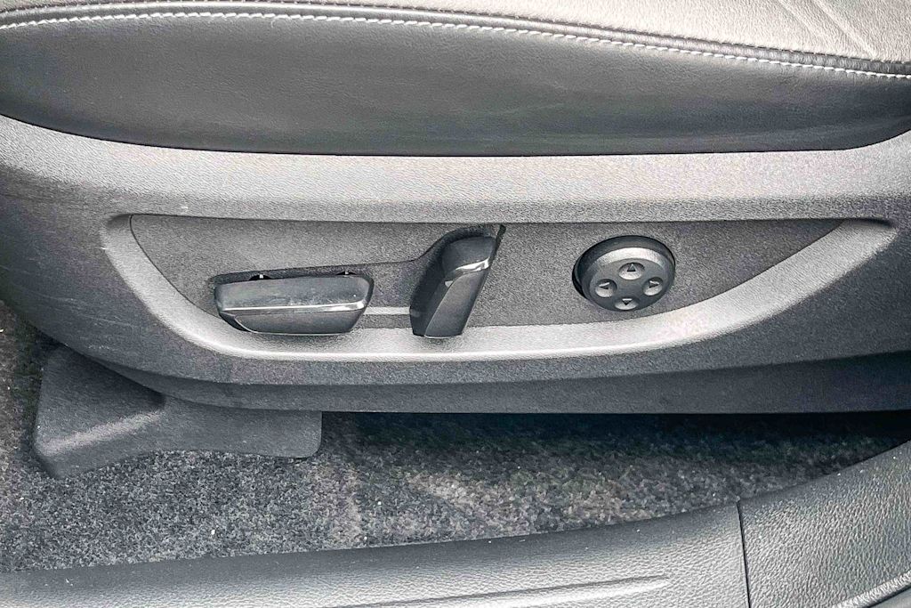 Thumbnail: 2023 INFINITI QX55 - 25