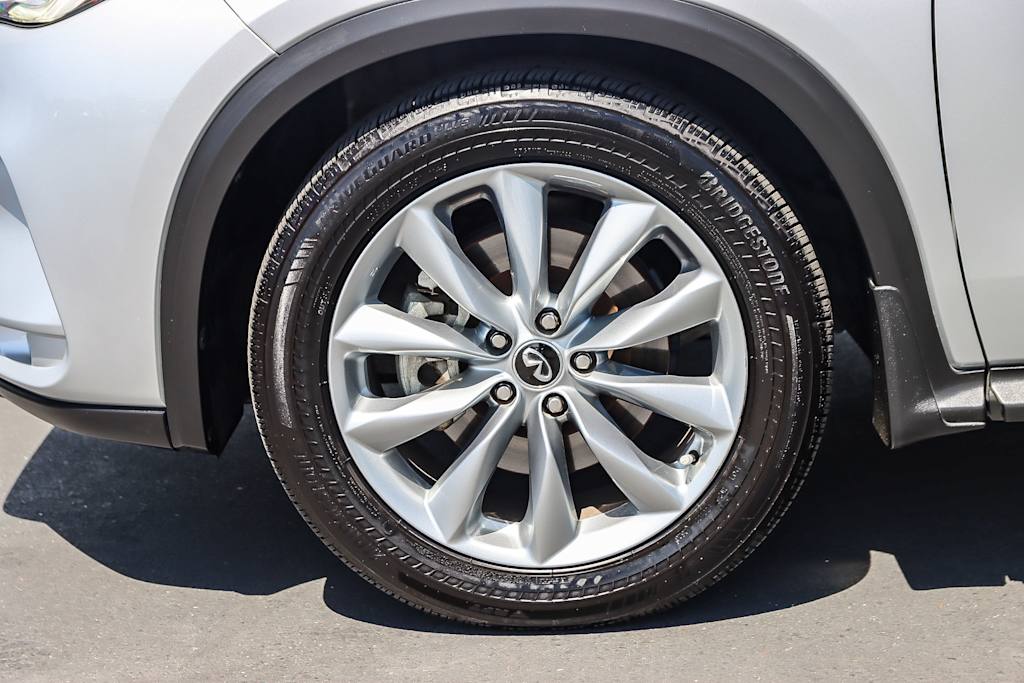 Thumbnail: 2019 INFINITI QX50 - 6