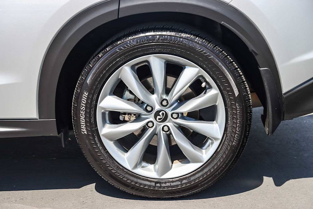 Thumbnail: 2019 INFINITI QX50 - 20