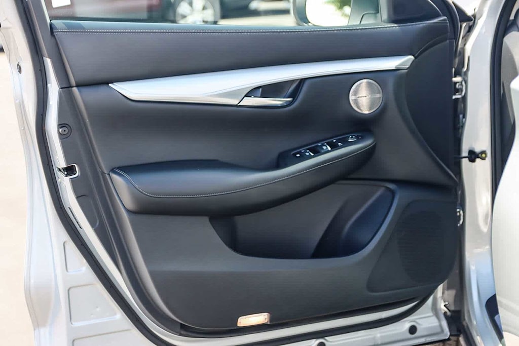 Thumbnail: 2019 INFINITI QX50 - 23