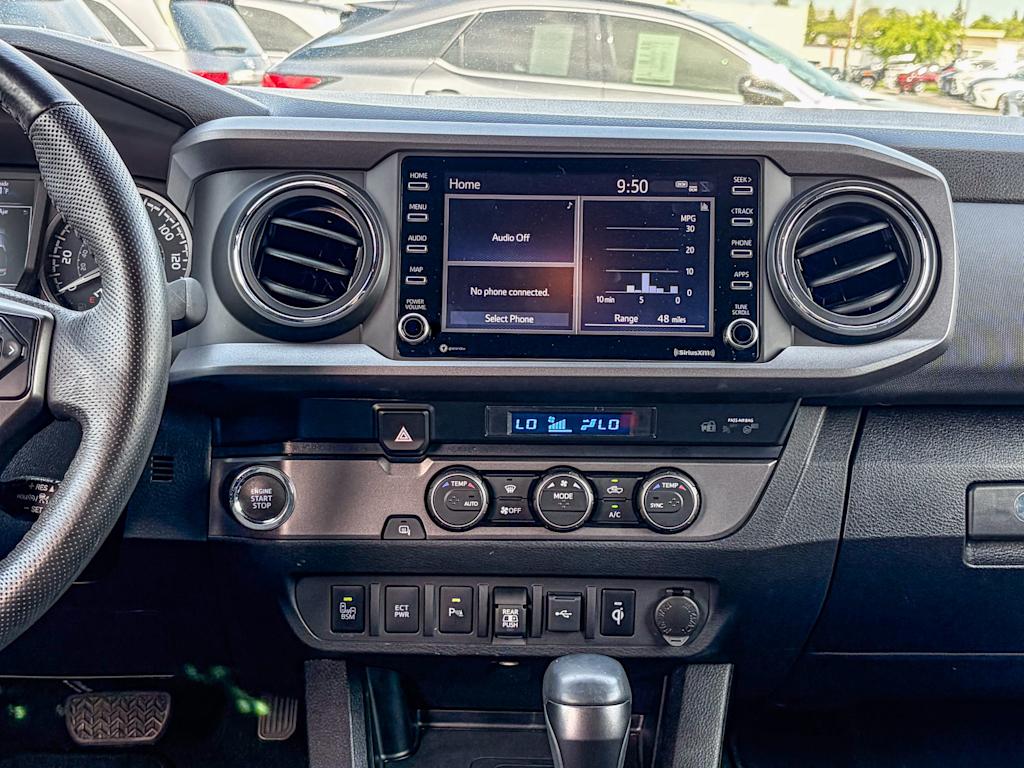 Thumbnail: 2021 Toyota Tacoma - 12