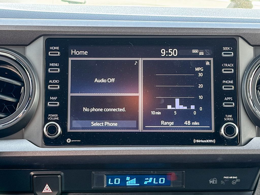 Thumbnail: 2021 Toyota Tacoma - 21