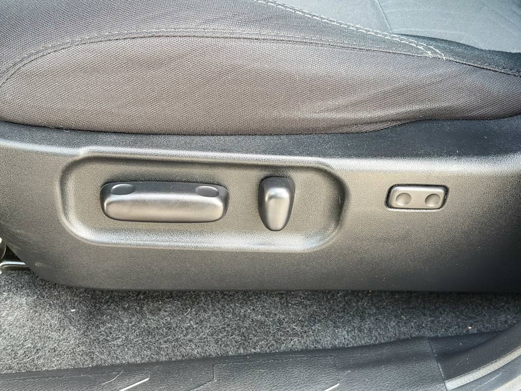 Thumbnail: 2021 Toyota Tacoma - 23