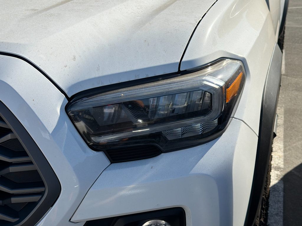 Thumbnail: 2023 Toyota Tacoma - 14