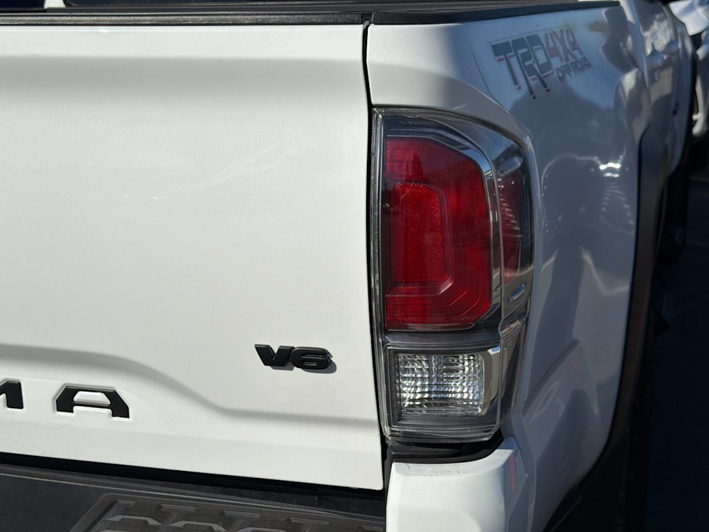 Thumbnail: 2023 Toyota Tacoma - 18