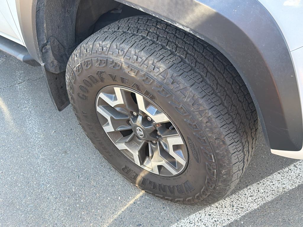 Thumbnail: 2023 Toyota Tacoma - 6