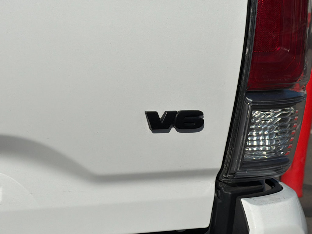Thumbnail: 2023 Toyota Tacoma - 5