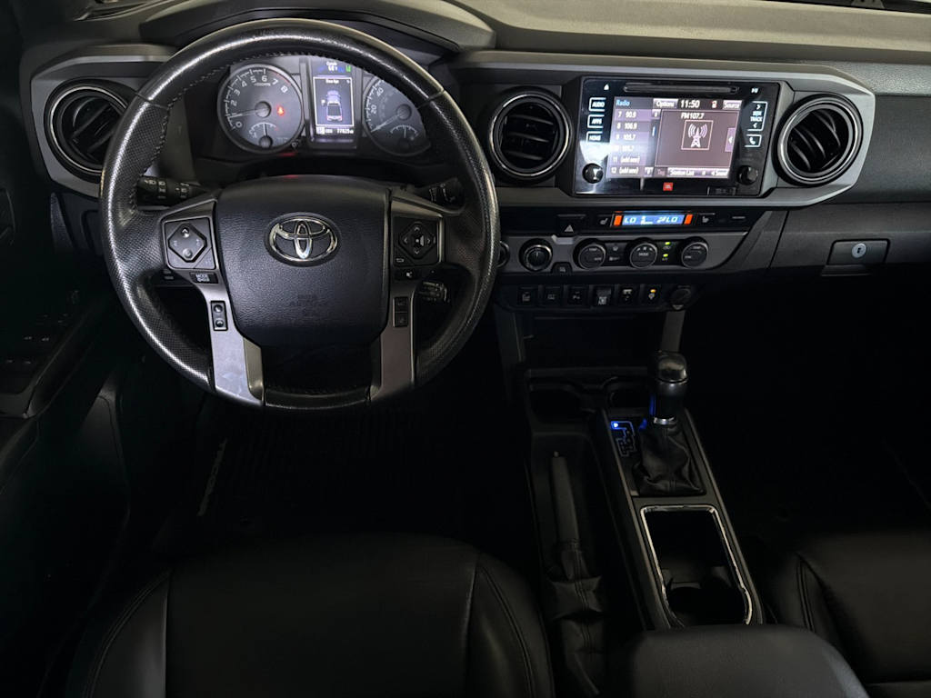 Thumbnail: 2019 Toyota Tacoma - 11
