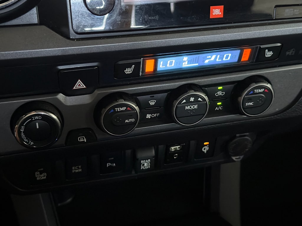 Thumbnail: 2019 Toyota Tacoma - 26