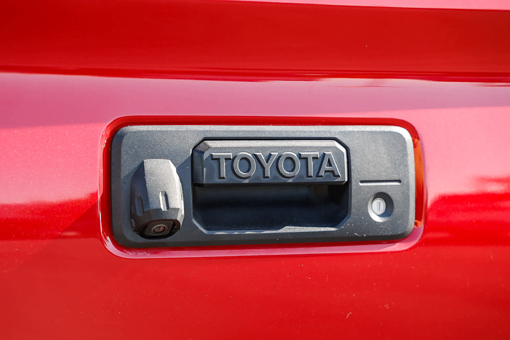 Thumbnail: 2020 Toyota Tacoma - 28
