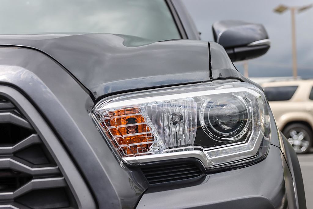 2023 Toyota Tacoma TRD Off-Road 18