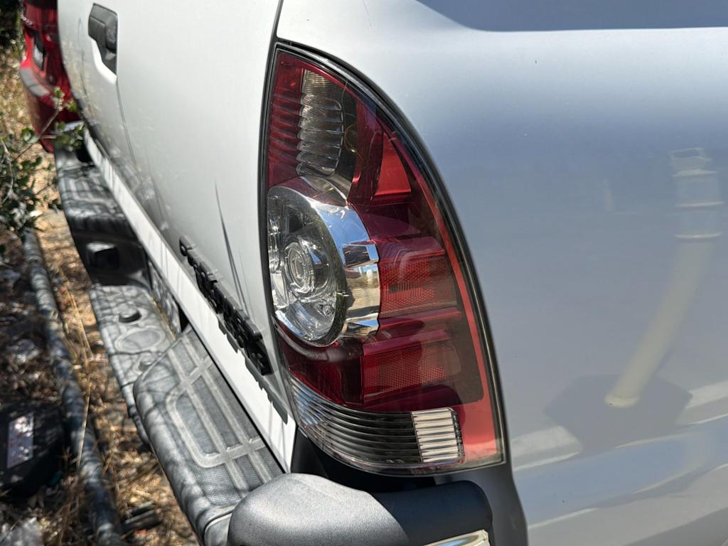 Thumbnail: 2015 Toyota Tacoma - 20