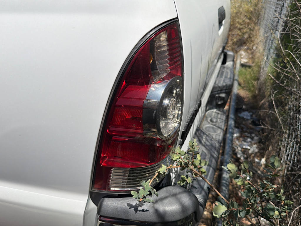 Thumbnail: 2015 Toyota Tacoma - 14