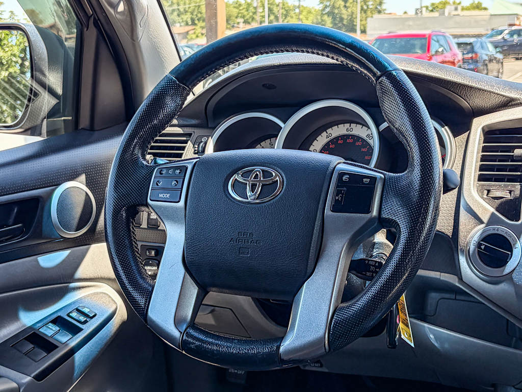 Thumbnail: 2012 Toyota Tacoma - 7
