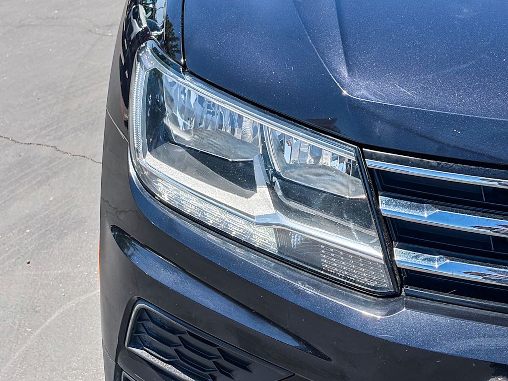 Thumbnail: 2018 Volkswagen Tiguan - 6