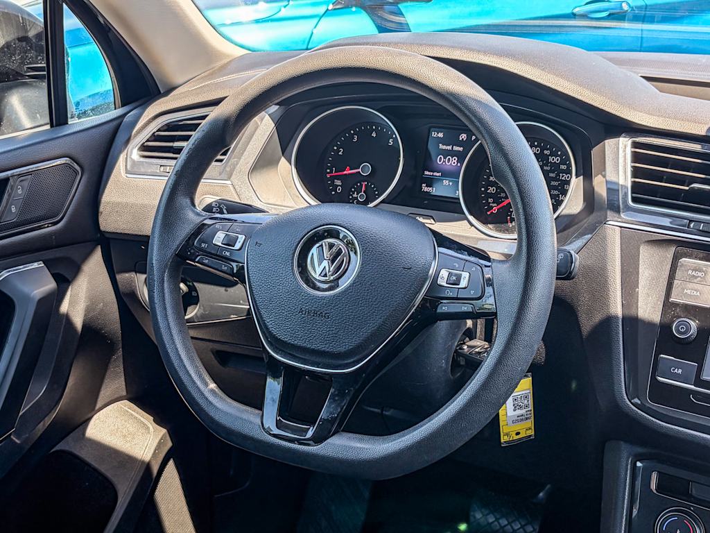 Thumbnail: 2018 Volkswagen Tiguan - 9