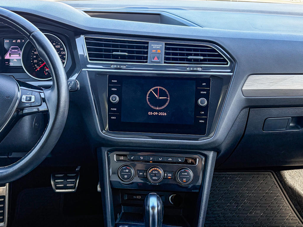 Thumbnail: 2021 Volkswagen Tiguan - 13