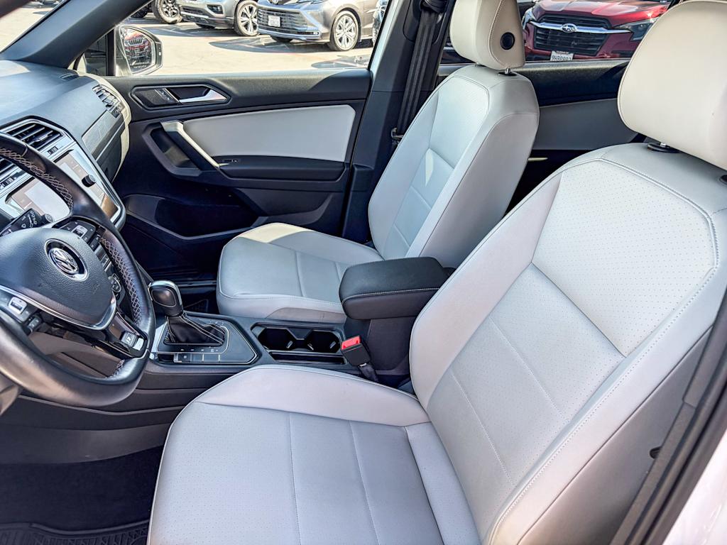 Thumbnail: 2021 Volkswagen Tiguan - 35