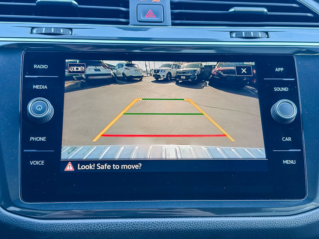 Thumbnail: 2021 Volkswagen Tiguan - 47