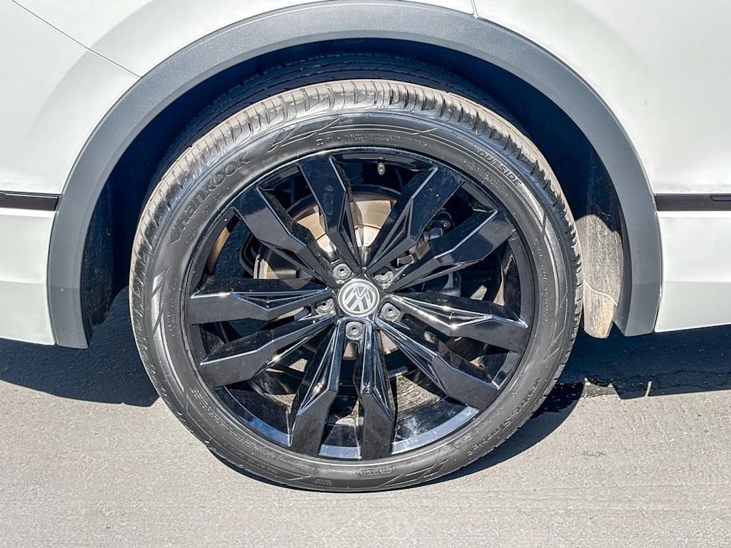 Thumbnail: 2021 Volkswagen Tiguan - 31