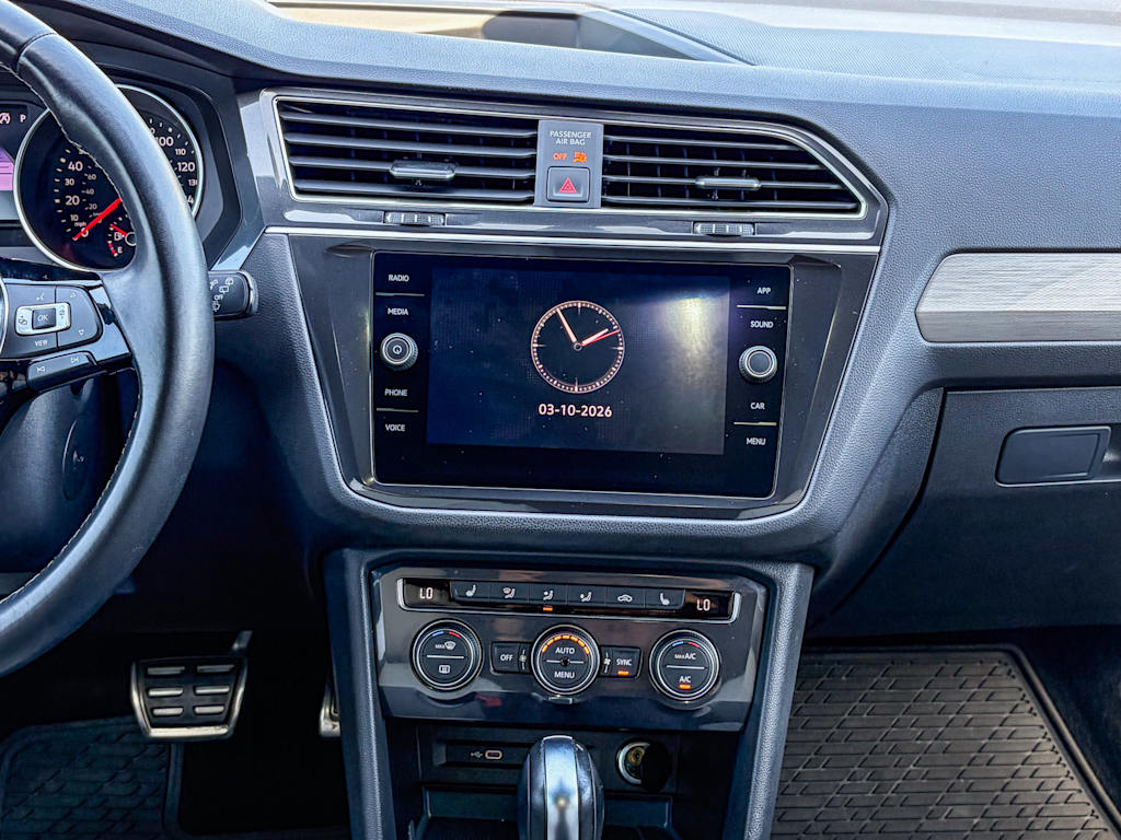 Thumbnail: 2021 Volkswagen Tiguan - 32