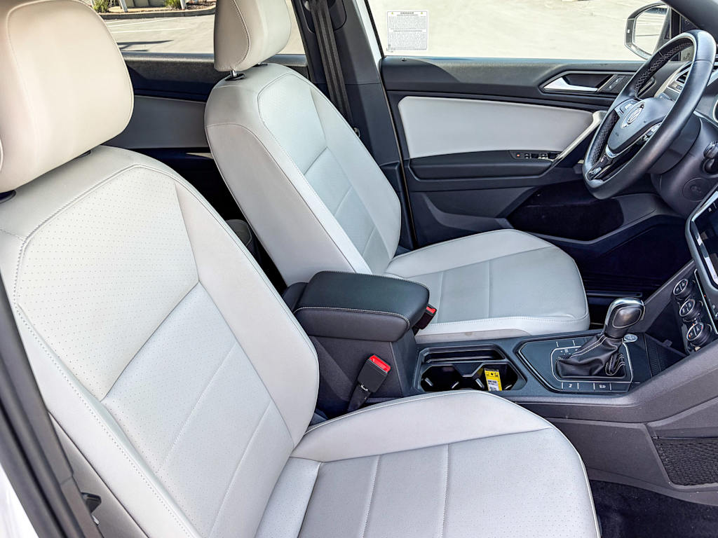 Thumbnail: 2021 Volkswagen Tiguan - 11