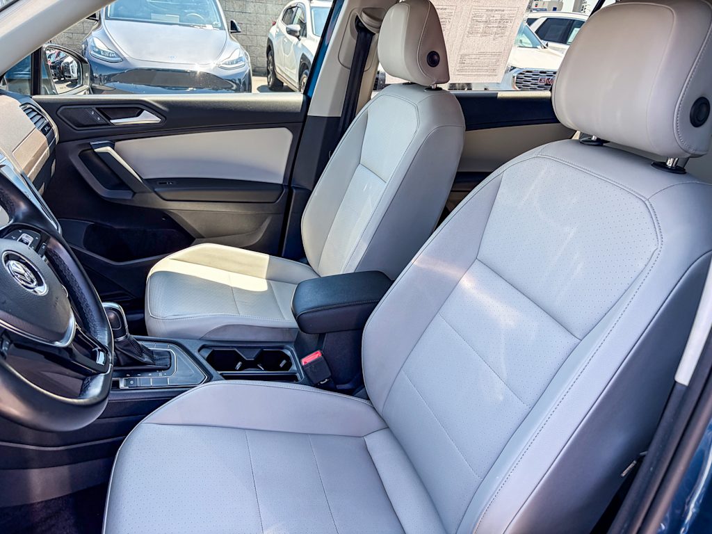 Thumbnail: 2019 Volkswagen Tiguan - 8