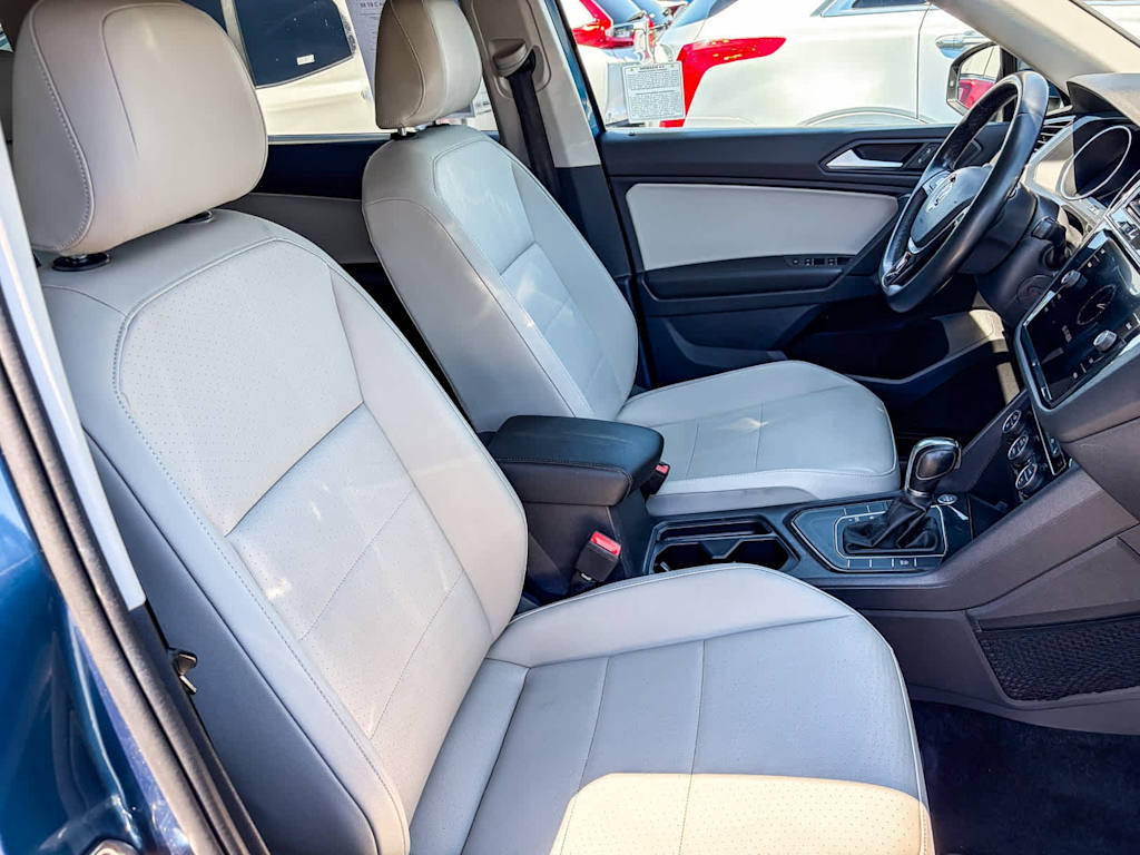 Thumbnail: 2019 Volkswagen Tiguan - 7