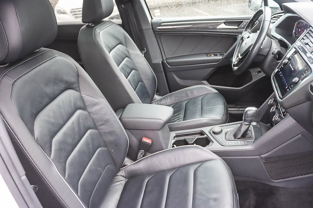 Thumbnail: 2019 Volkswagen Tiguan - 9