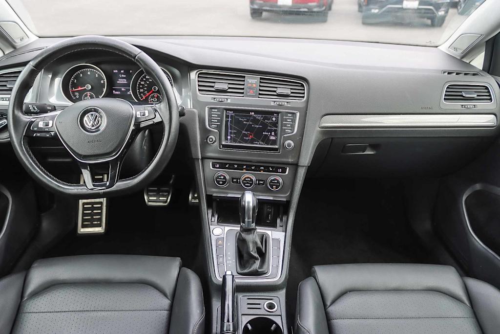 Thumbnail: 2017 Volkswagen Golf - 2