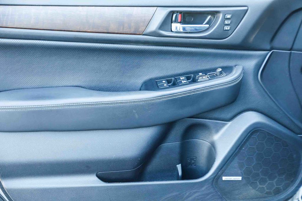 Thumbnail: 2016 Subaru Outback - 25
