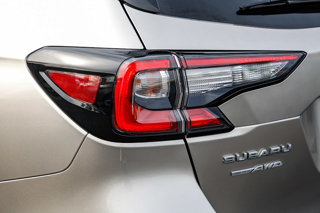 Thumbnail: 2020 Subaru Outback - 20