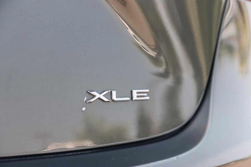 2014 Toyota Avalon XLE 6