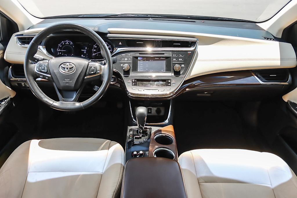 2014 Toyota Avalon XLE 2