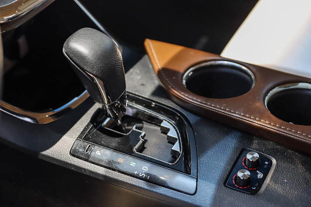 2014 Toyota Avalon XLE 14