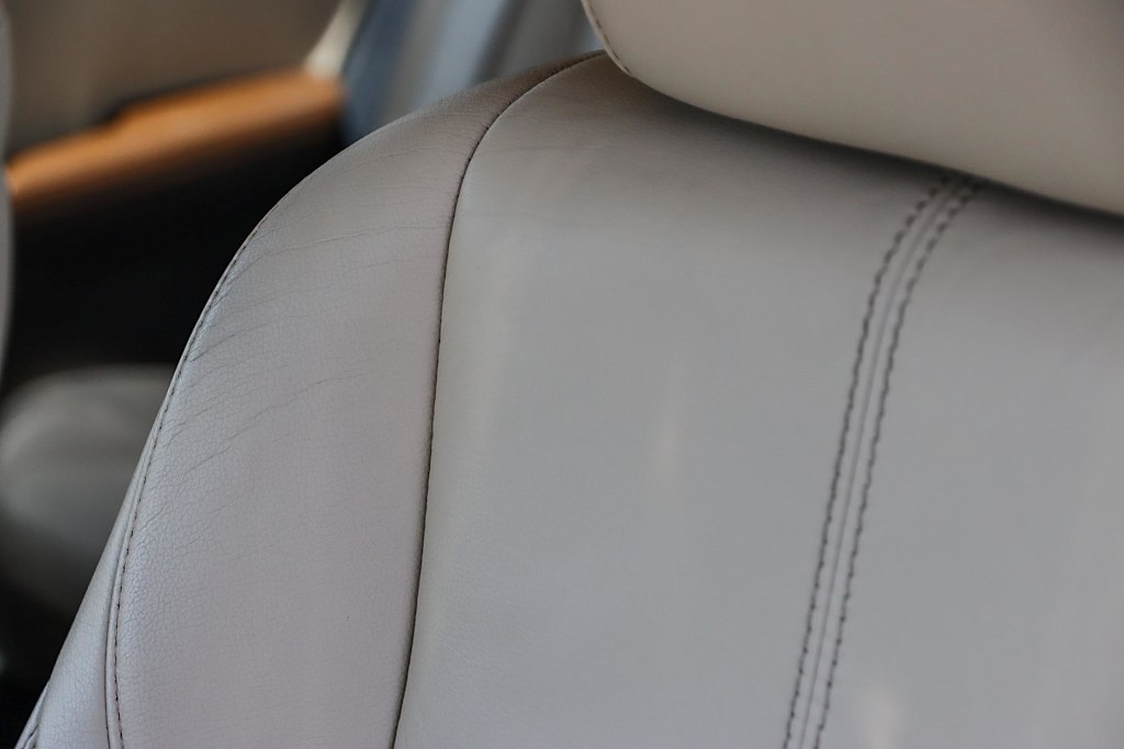 2014 Toyota Avalon XLE 27