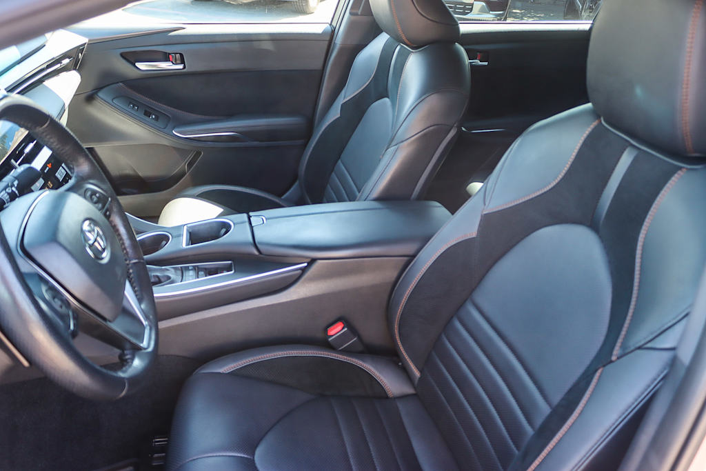 Thumbnail: 2019 Toyota Avalon - 10