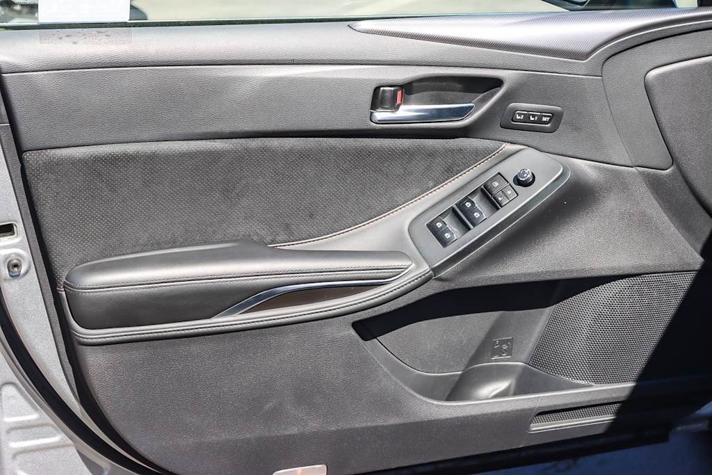 Thumbnail: 2019 Toyota Avalon - 23