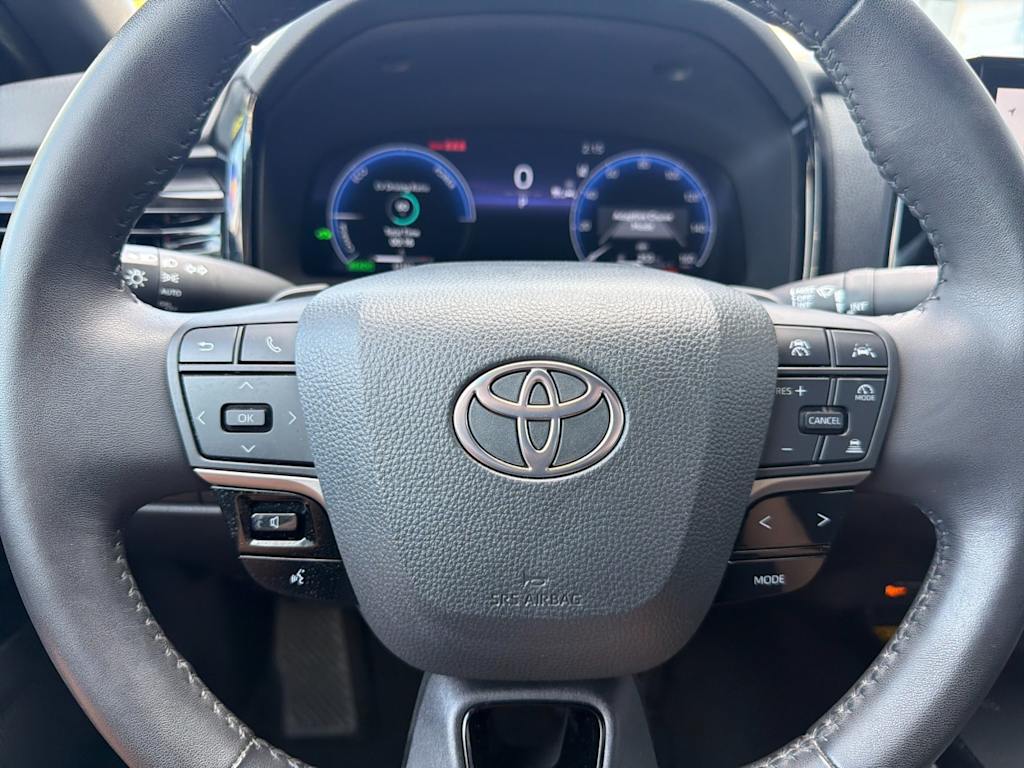 Thumbnail: 2025 Toyota Camry - 28