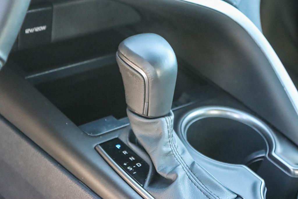 Thumbnail: 2023 Toyota Camry - 13