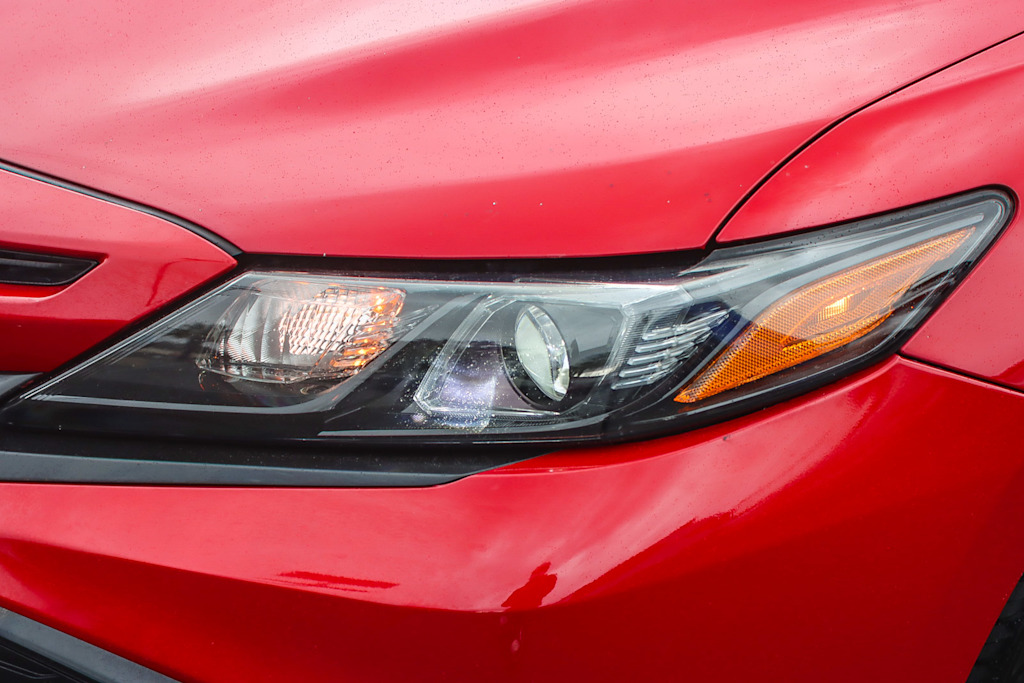 Thumbnail: 2021 Toyota Camry - 19