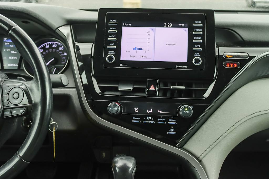 Thumbnail: 2021 Toyota Camry - 13