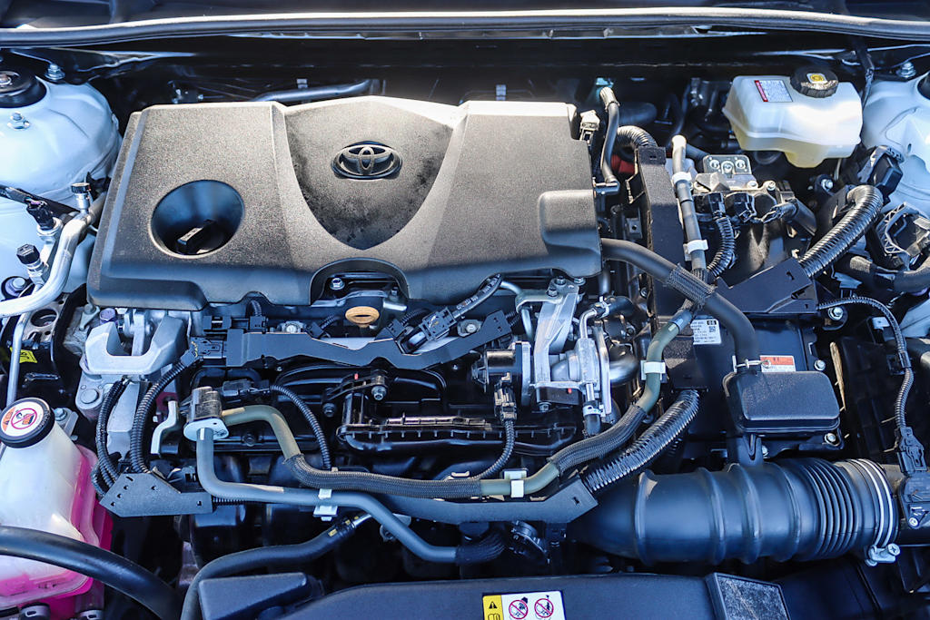 Thumbnail: 2020 Toyota Camry - 6