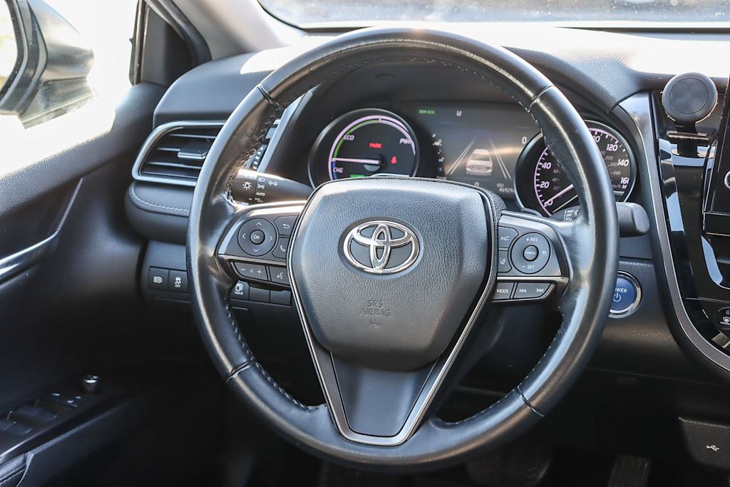 2022 Toyota Camry XSE 2