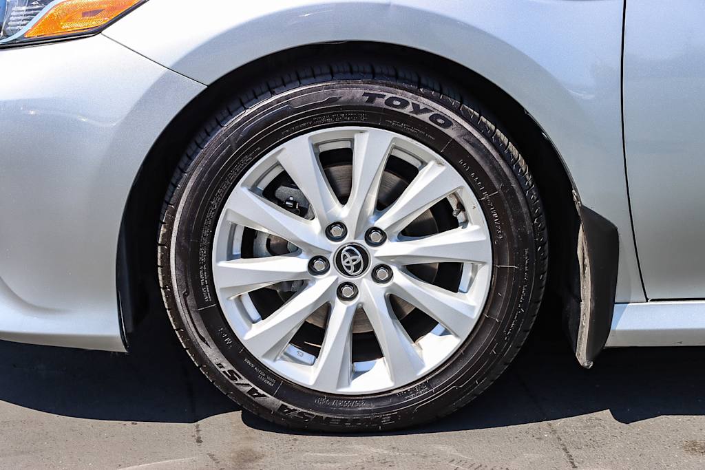 2020 Toyota Camry LE 6