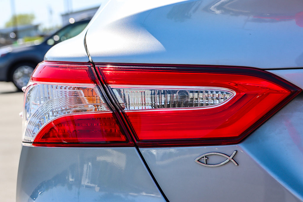 2020 Toyota Camry LE 19