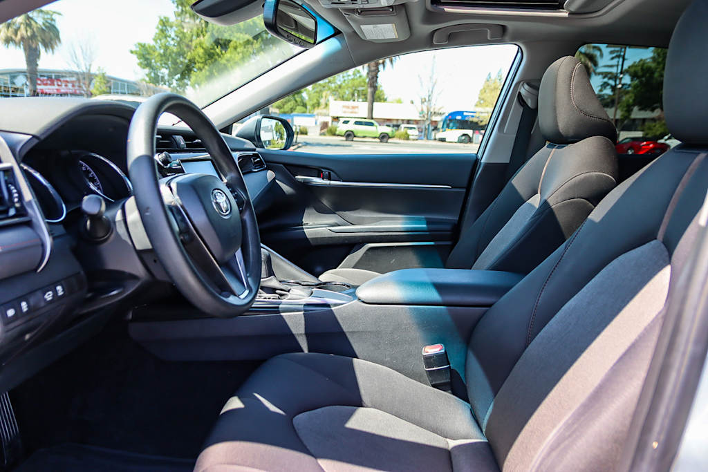 2020 Toyota Camry LE 10