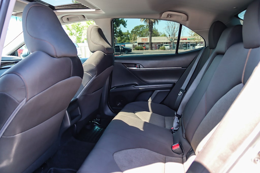 2020 Toyota Camry LE 11