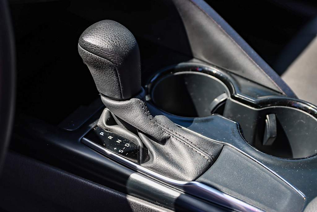 2020 Toyota Camry LE 13